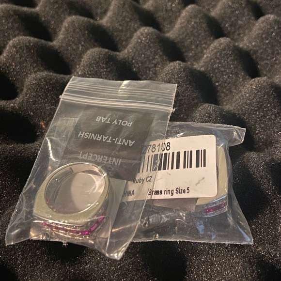 “Ruby” Ring - Picture 4 of 5